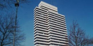 Parkplätze Meuthstraße und Maxschule benutzbar