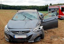 Zu schnell in die Kurve – Landung im Acker