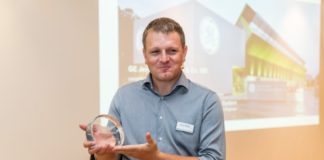 Distributed Power Unternehmenssparte von GE erhält den Customer Solution Award 2018 von Empolis