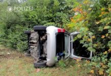 Auf nasser Fahrbahn ins Schleudern geraten