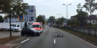 Unfall: Fahrradfahrerin benutzt Radweg in falsche Richtung