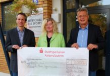 Heinrich-Heine-Gymnasium erhält Förderung durch die Sparkassen-Finanzgruppe