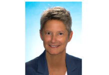 Beate Kimmel als neue Vorsitzende der Volkshochschule gewählt