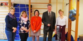 SSK: Gummistiefel für die Kinder der Kindertagesstätte Waldwichtel in Mölschbach