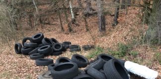 Altreifen illegal entsorgt – Zeugen gesucht!