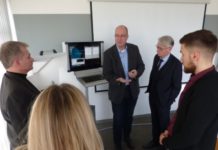 Oberbürgermeister Weichel besucht Präzisionsmaschinenbau Bobertag GmbH