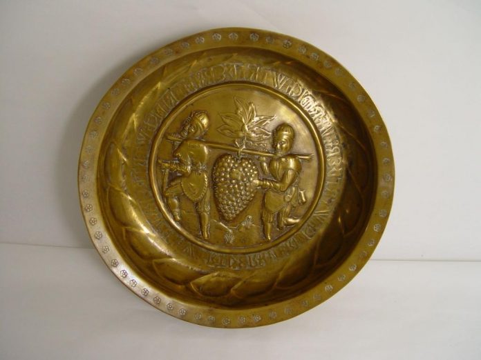 Beckenschlägerschüssel_Nürnberg-16Jh