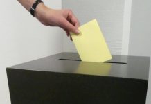 Aufforderung zur Abgabe von Wahlvorschlägen – Parteien und Wählergruppen zur Teilnahme an Bezirkstagswahl aufgerufen