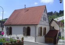 Jüdisches Leben in Odenbach – Gedenkbeirat informiert sich über Projekte und besichtigt ehemalige Synagoge