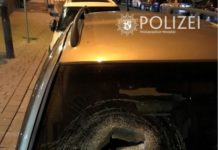 Frau geschlagen und Auto demoliert
