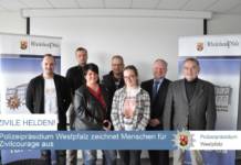 Polizeipräsidium Westpfalz zeichnet Menschen für Zivilcourage aus