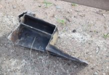 Verlorenes Metallteil führt zu Unfall mit erheblichen Sachschäden -Zeugenaufruf-