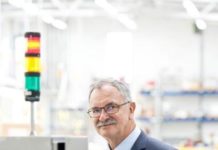 Ehrennadel der TU Kaiserslautern für Unternehmer Theo Düppre