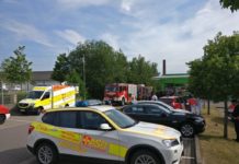 Frau mit Flüssigkeit attackiert – Polizei sucht Zeugen