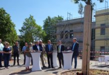 Richtfest beim Neubau der Kita Minimax: Lob für alle am Bau beteiligten Kräfte