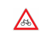 Beim Aussteigen Fahrradfahrerin verletzt