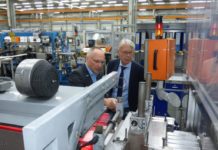 Drei Betriebsbesuche in einem – OB und WFK besichtigen Freudenberg-Gruppe auf dem Einsiedlerhof