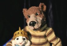 TIM zeigt „Hase und Holunderbär: Die verlorene Weihnachtspost“