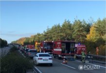 Stundenlange Sperrung nach Lkw-Unfall