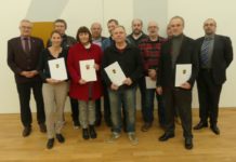 Mit Tatkraft für den Bezirksverband Pfalz im Einsatz – Bezirkstagsvorsitzender Theo Wieder ehrt Jubilare