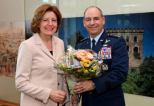 Vertrauensvolle Zusammenarbeit mit amerikanischen Streitkräften