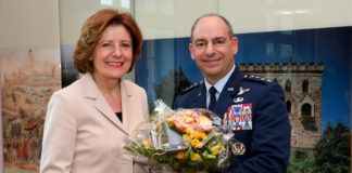 Vertrauensvolle Zusammenarbeit mit amerikanischen Streitkräften