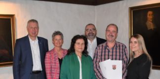 40 Jahre bei der Berufsfeuerwehr – Seltenes Jubiläum heute Morgen im Rathaus