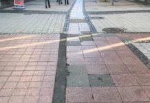 Straßenunterhaltungsarbeiten in der Fußgängerzone