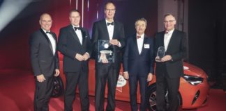 Neuer Opel Corsa und Opel-Chef Lohscheller mit den internationalen AUTOBEST-Awards ausgezeichnet