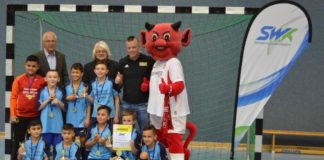 Geschwister-Scholl siegt beim Futsal-Turnier der Grundschulen