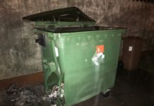 Abfallcontainer brennt – Grillkohle vermutlich Ursache