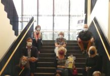 Dank an Schneiderei des Pfalztheaters – Schneiderinnen nähen seit Ende März Schutzmasken