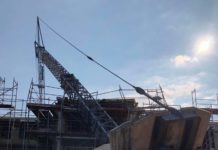 Umgestürzter Baukran