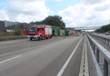 Ladung verteilt sich über Fahrbahn – Stau in der Innenstadt