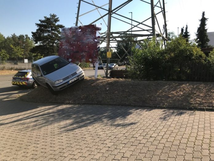 Parkplatz im Schatten