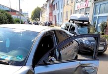 Stopp-Schild missachtet, Unfall gebaut