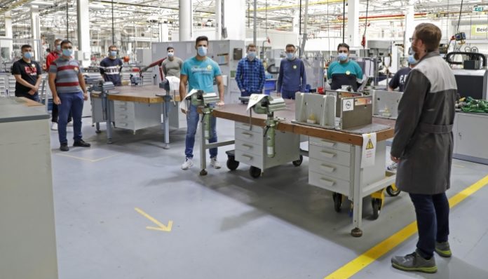 Opel-Ausbildungsstart-512746