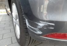Unfallflucht: Parkendes Auto beschädigt – Zeugen gesucht!