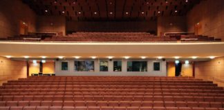 Pfalztheater: Neue Platzauswahl im Großen Haus