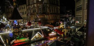Kind auf Silvestermarkt verlaufen