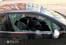 Scheibe an Auto eingeschlagen – Zeugen gesucht!