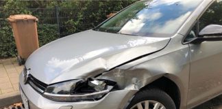 Wer hat den VW Golf gerammt?
