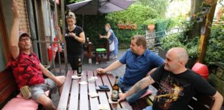 Kalkofen – „Lucky 27“: „ZDF.reportage“ über das Leben am Kiosk in Coronazeiten