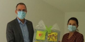 Ökologieprogramm näht Alltagsmasken – Übergabe an die Krebsgesellschaft RLP