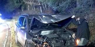 Drei Pkw in Unfall verwickelt – Zeugen gesucht!