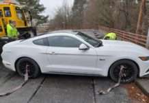 Gestohlenen Mustang zum Kauf angeboten – Wer hatte Kontakt mit dem Verkäufer?