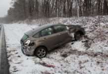BAB 6, Enkenbach-Alsenborn: Unfall auf Schneeglätte