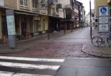 Stadtbildpflege: Straßenarbeiten Ecke Stein-/Salzstraße – Zufahrtsbereich in die Steinstraße gesperrt