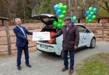 Über 10.000 Euro für den Zoo: Mitarbeitendenaktion der SWK Stadtwerke Kaiserslautern