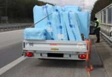 Verlorene Ladung auf der Autobahn